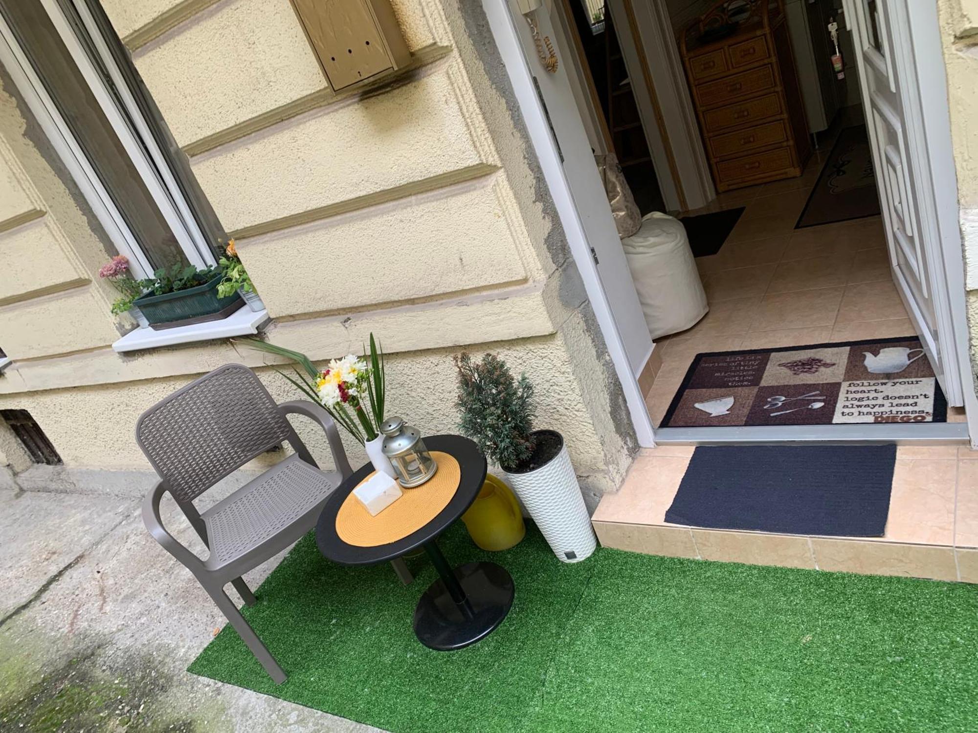 Ararat Apartman Budapest Ngoại thất bức ảnh